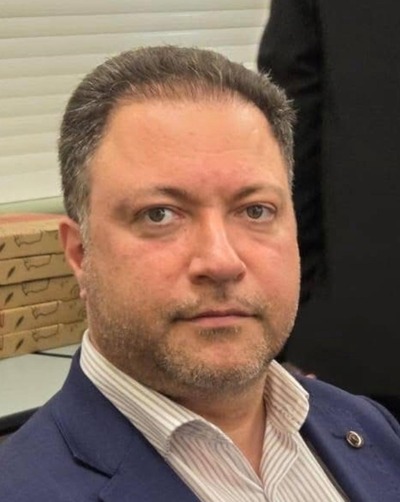 Azher, director of Pendulum College Australia